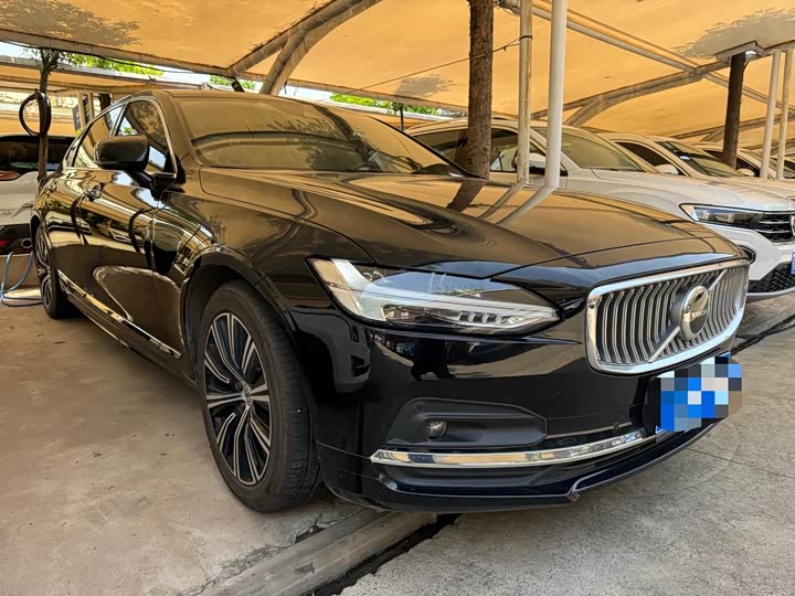 Фото 3 - Volvo S90