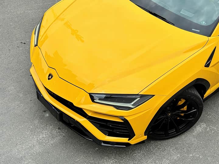 Фото 7 - Lamborghini Urus