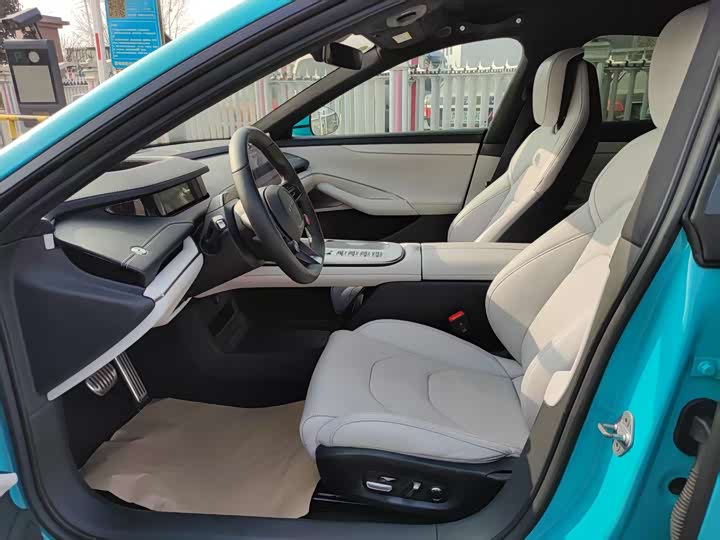 Фото 9 - Xiaomi SU7