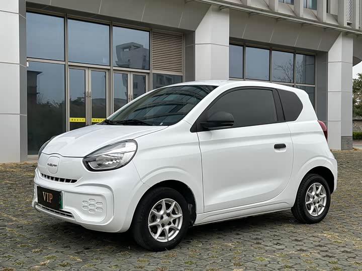 Фото 1 - Roewe Clever