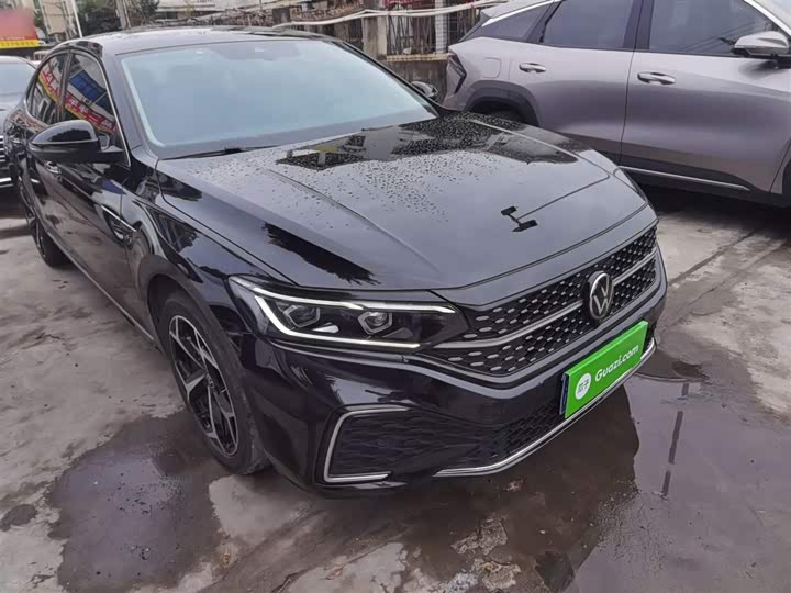 Фото 4 - Volkswagen Passat