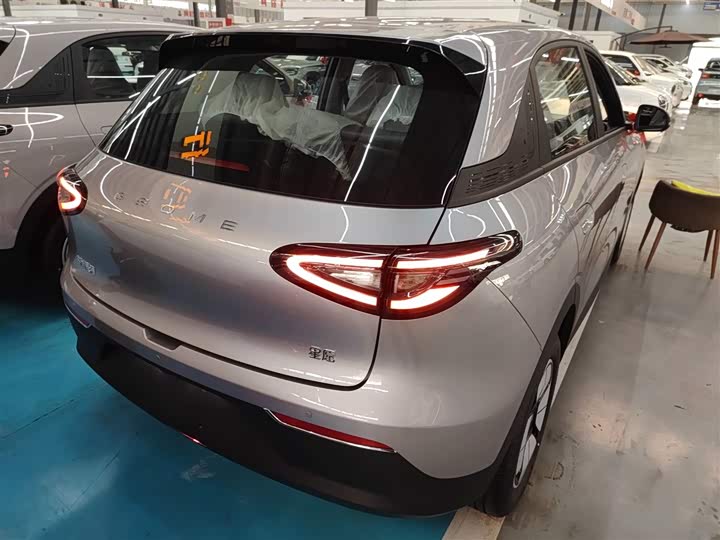 Фото 7 - Geely Galaxy Geome