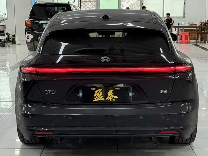 Фото 6 - Nio ET5T