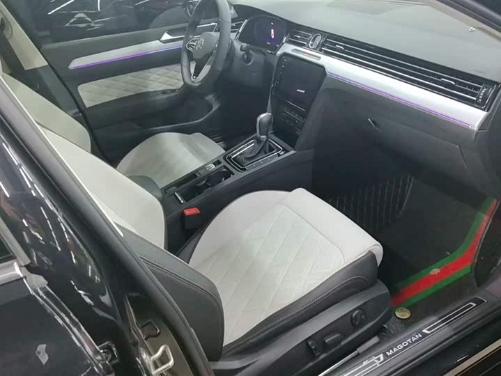 Фото 8 - Volkswagen Magotan