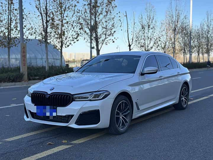 Фото 2 - BMW 5 Series