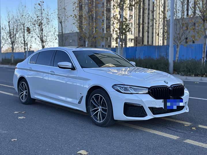 Фото 9 - BMW 5 Series