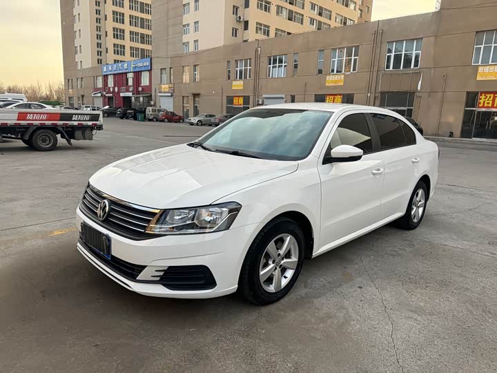 Фото 1 - Volkswagen Lavida