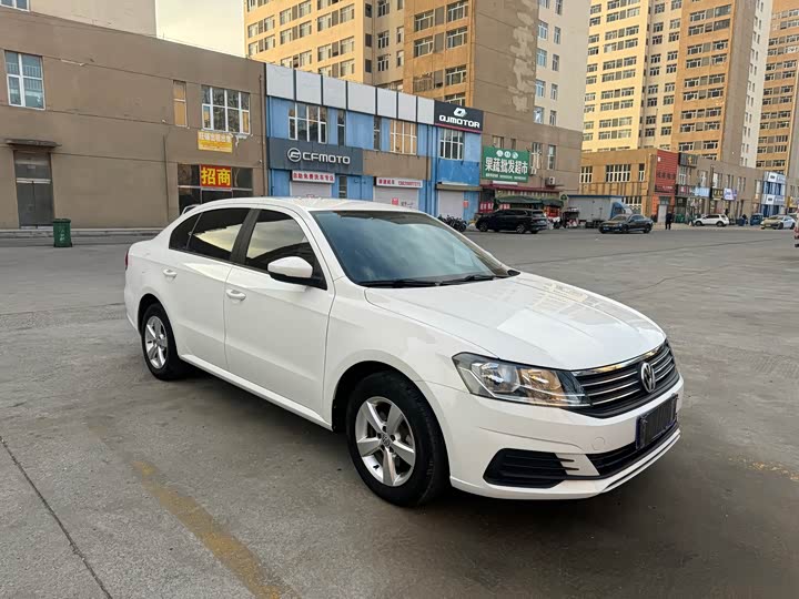 Фото 4 - Volkswagen Lavida