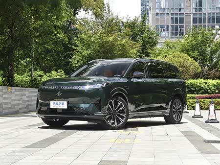 Фото 1 - Dongfeng Yipai eπ 008