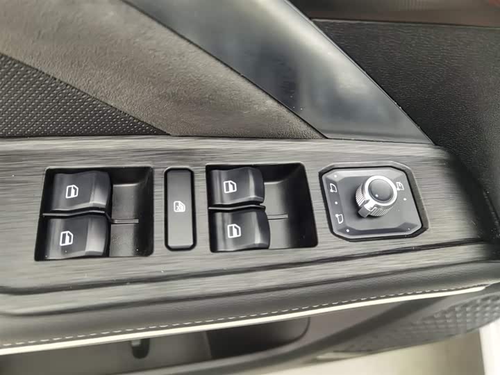 Фото 9 - Haval H6