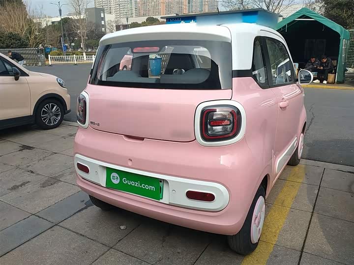 Фото 7 - Bestune Pony