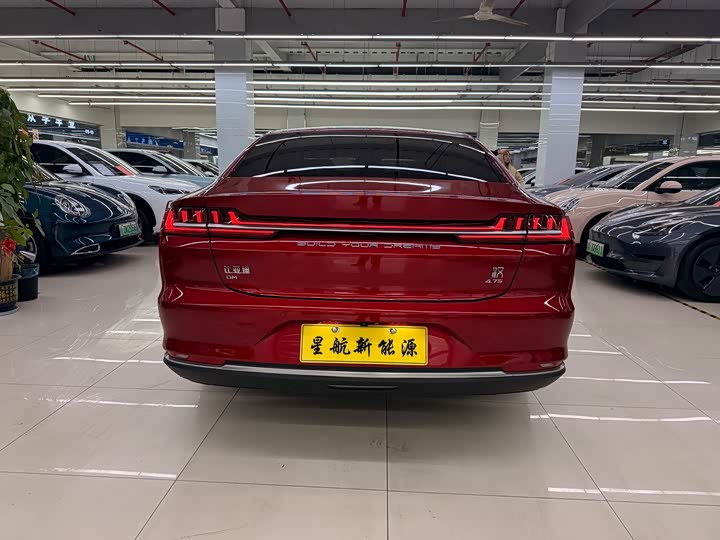 Фото 6 - BYD Han