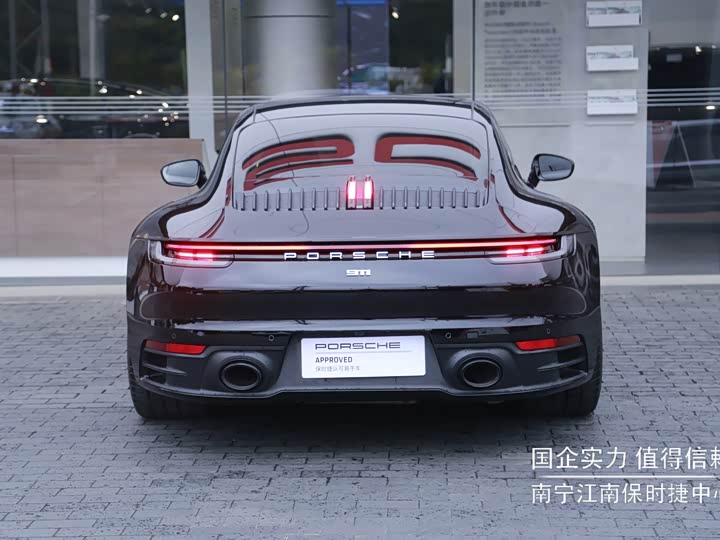 Фото 3 - Porsche 911