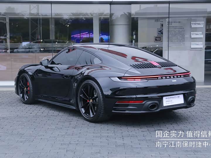 Фото 8 - Porsche 911