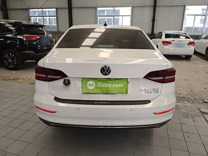 Фото 6 - Volkswagen Lavida