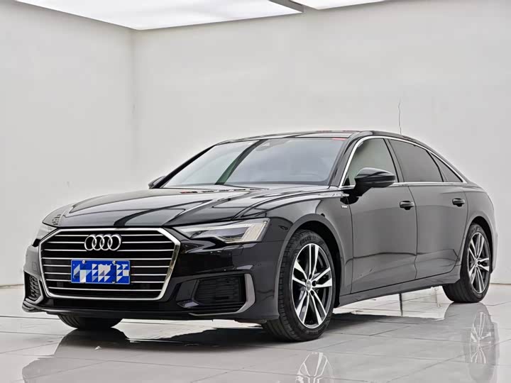 Фото 1 - Audi A6L