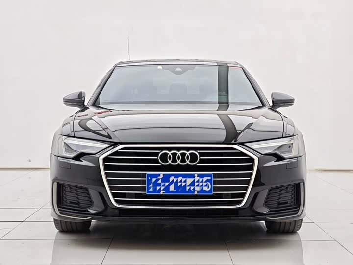 Фото 2 - Audi A6L