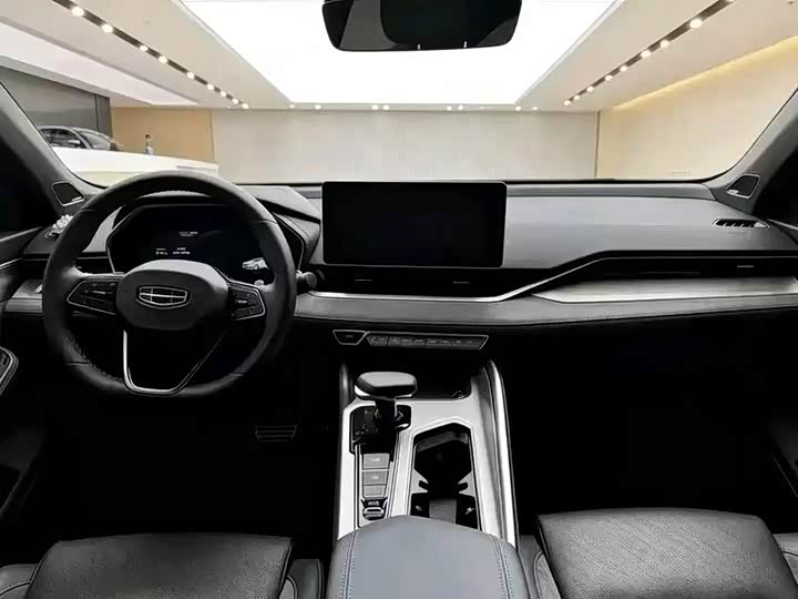 Фото 5 - Geely Preface