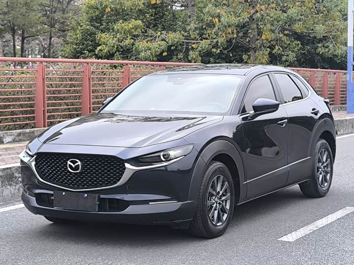 Фото 1 - Mazda CX-30