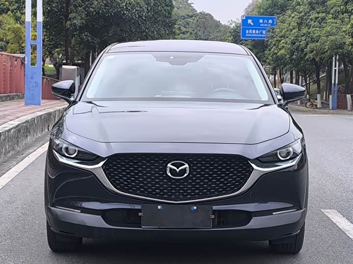 Фото 2 - Mazda CX-30