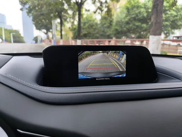 Фото 9 - Mazda CX-30