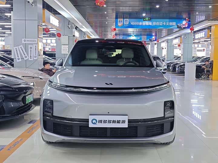 Фото 2 - LiXiang L8