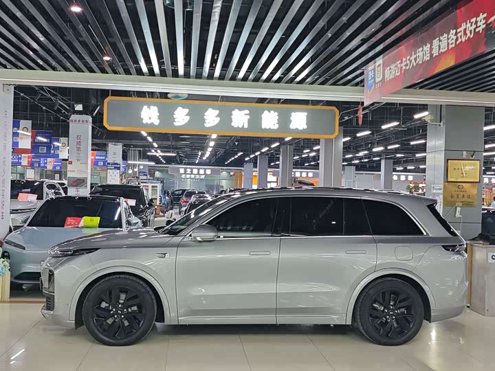 Фото 3 - LiXiang L8