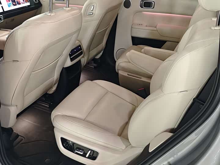 Фото 9 - LiXiang L8