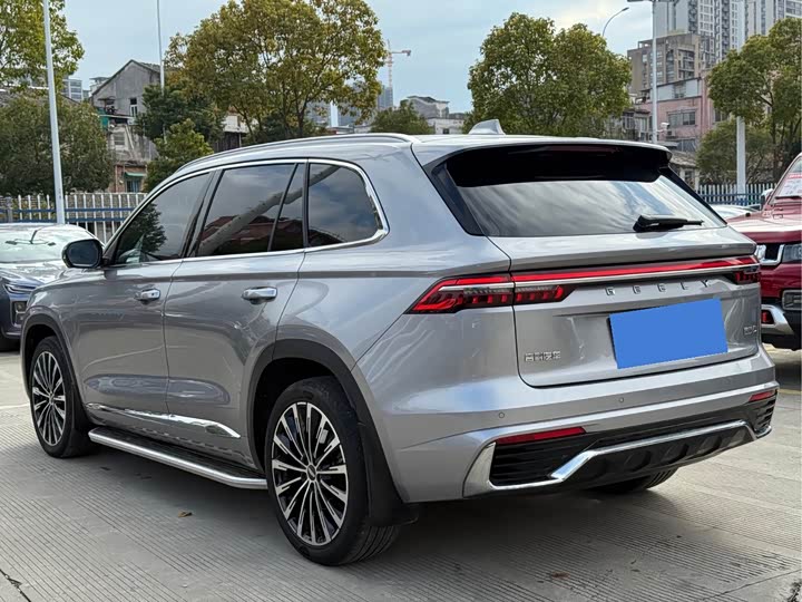 Фото 5 - Geely Monjaro