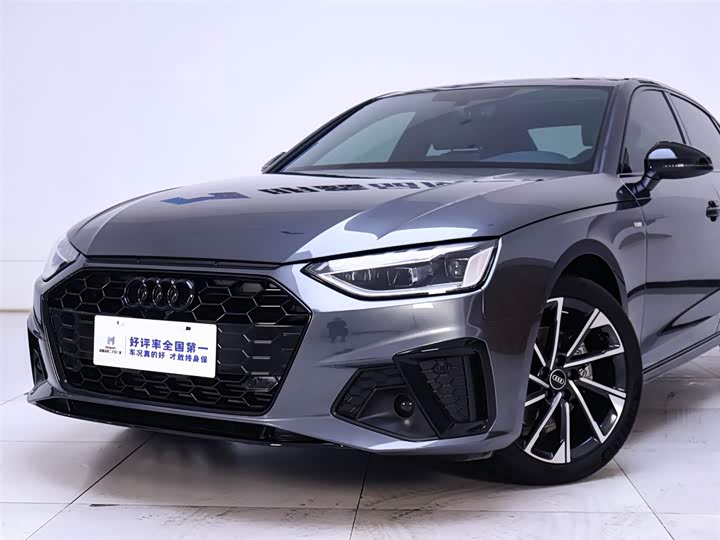 Фото 3 - Audi A4L