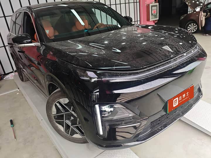 Фото 2 - Changan Deepal S09