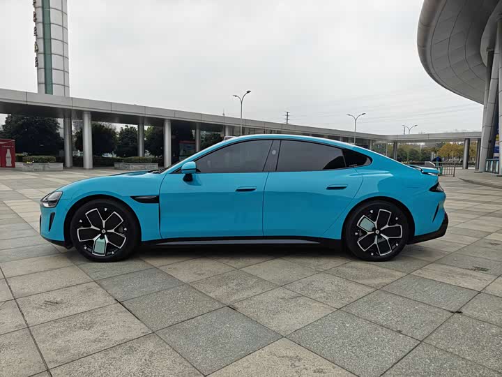 Фото 4 - Xiaomi SU7