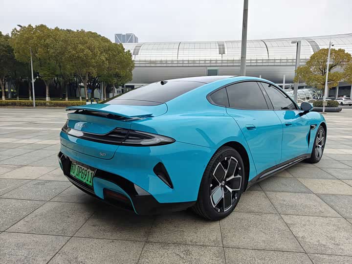 Фото 5 - Xiaomi SU7