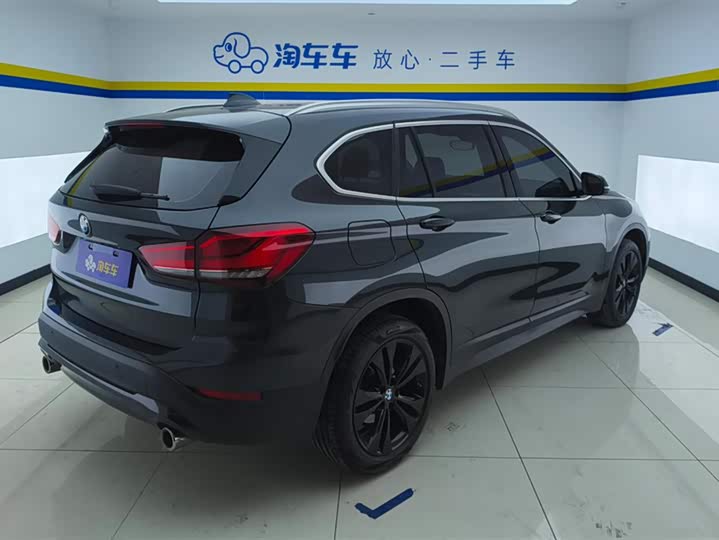 Фото 3 - BMW X1