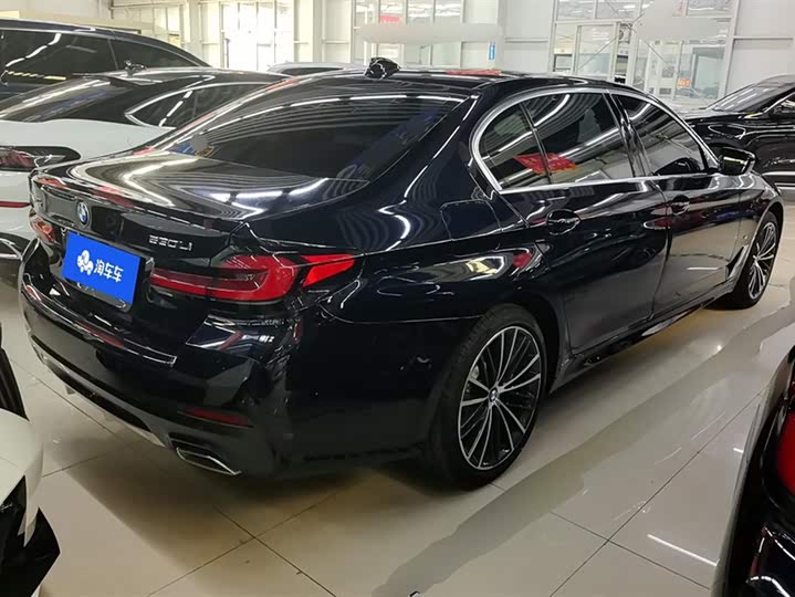 Фото 3 - BMW 5 Series