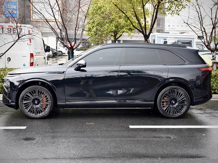 Фото 2 - XPeng G9