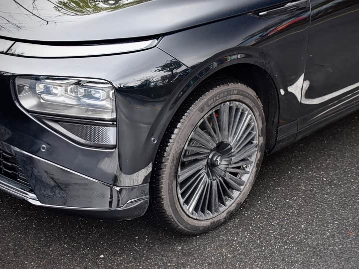 Фото 6 - XPeng G9