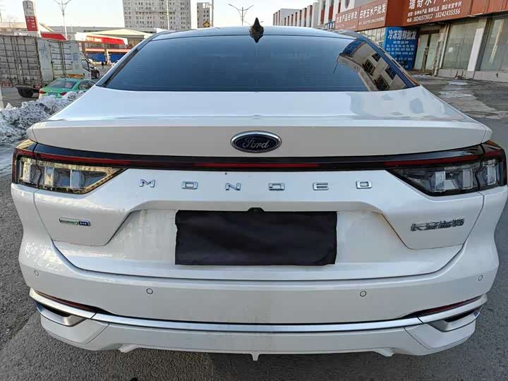 Фото 8 - Ford Mondeo