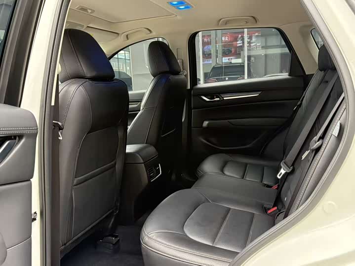 Фото 8 - Mazda CX-5