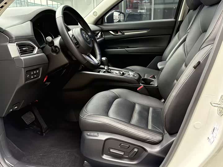 Фото 9 - Mazda CX-5