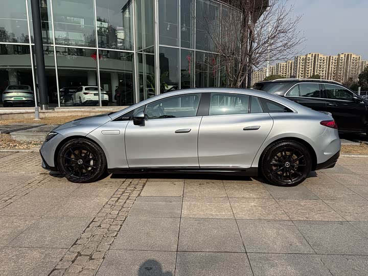 Фото 3 - Mercedes-Benz EQE