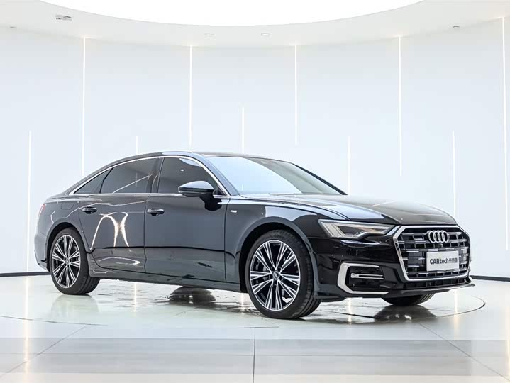 Фото 5 - Audi A6L