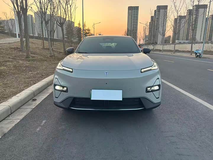 Фото 2 - Changan Deepal S05