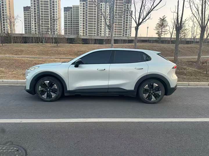 Фото 8 - Changan Deepal S05