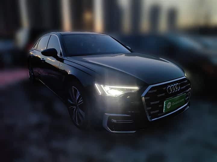 Фото 8 - Audi A6L