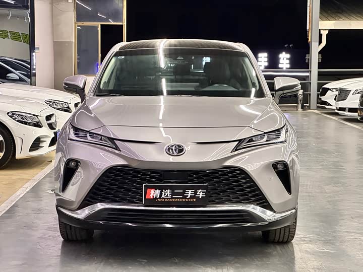 Фото 2 - Toyota Venza