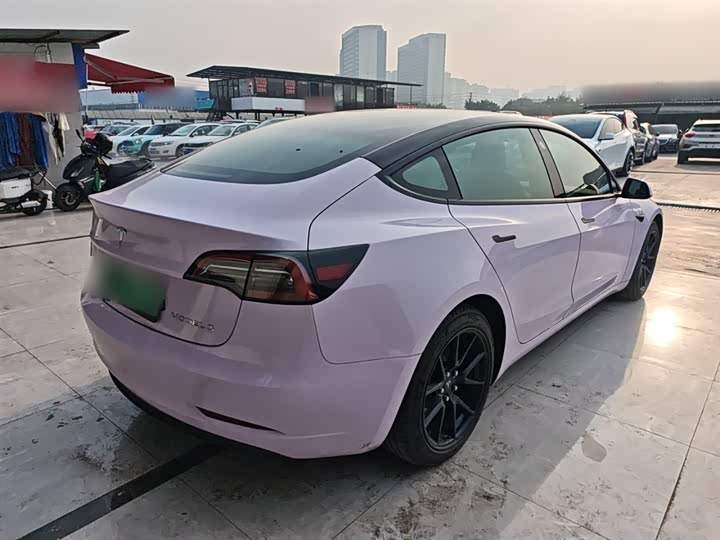 Фото 7 - Tesla Model 3