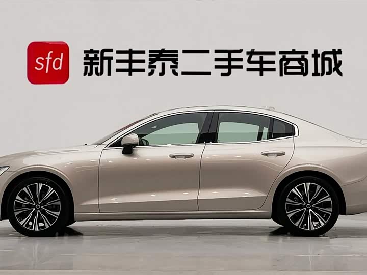 Фото 4 - Volvo S60