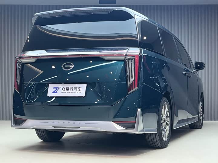 Фото 3 - GAC Trumpchi M8