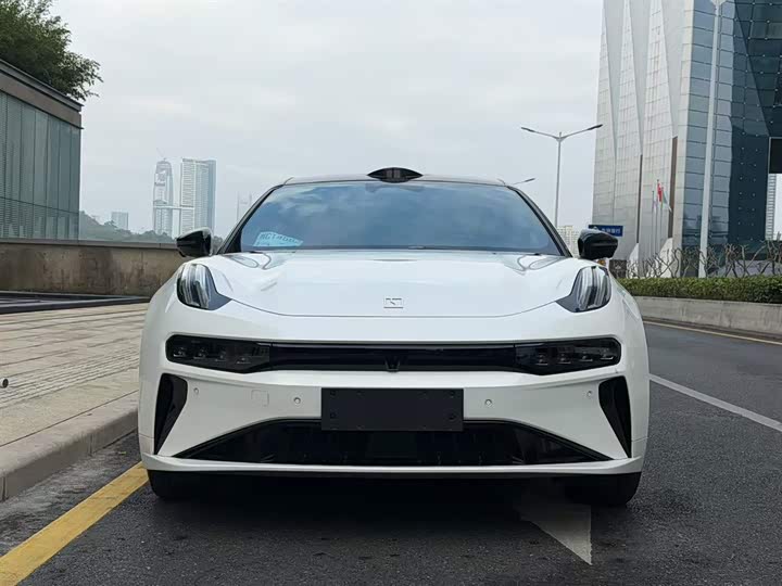 Фото 3 - Zeekr 001